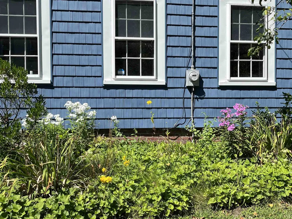 36 1/2 S Spring Street Concord NH 03301