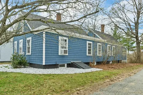 36 1/2 S Spring Street Concord NH 03301