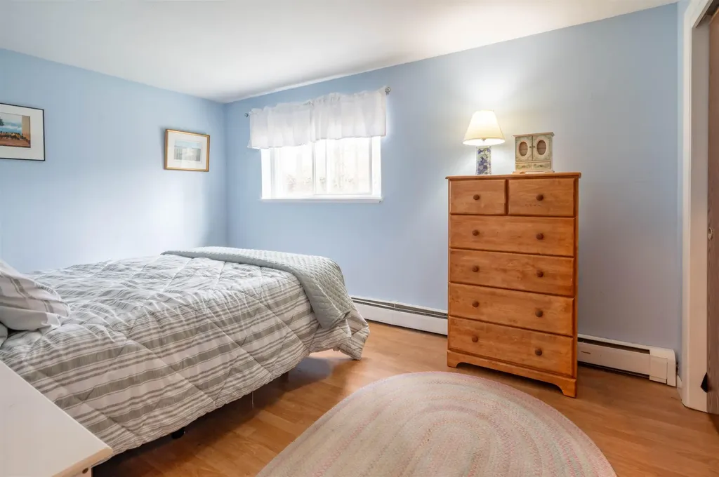 14 Olympia Circle Nashua NH 03062