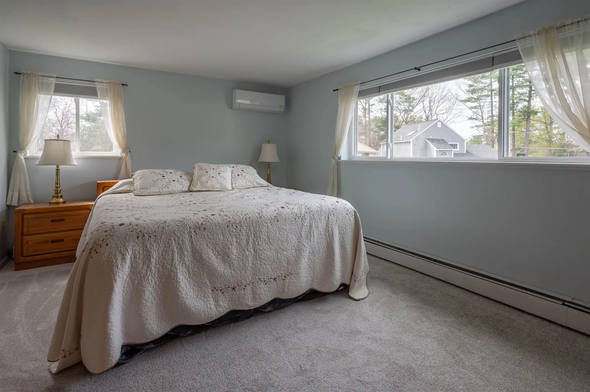 14 Olympia Circle Nashua NH 03062