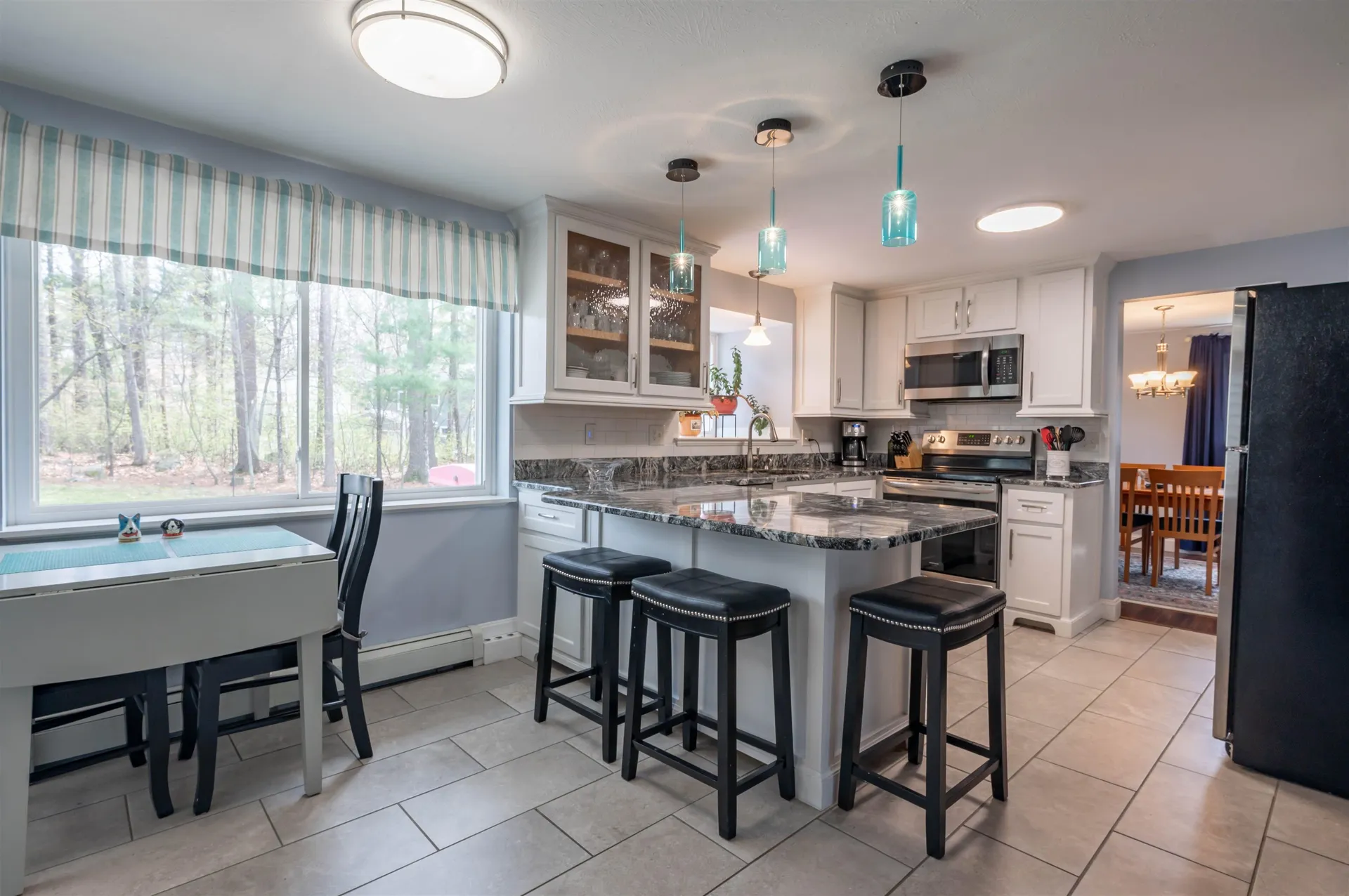 14 Olympia Circle Nashua NH 03062