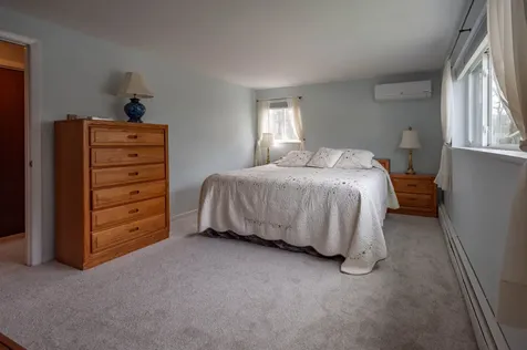 14 Olympia Circle Nashua NH 03062