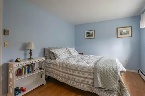 14 Olympia Circle Nashua NH 03062