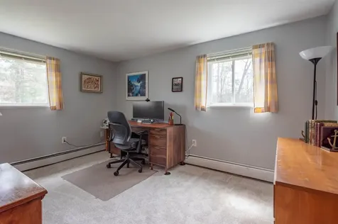 14 Olympia Circle Nashua NH 03062
