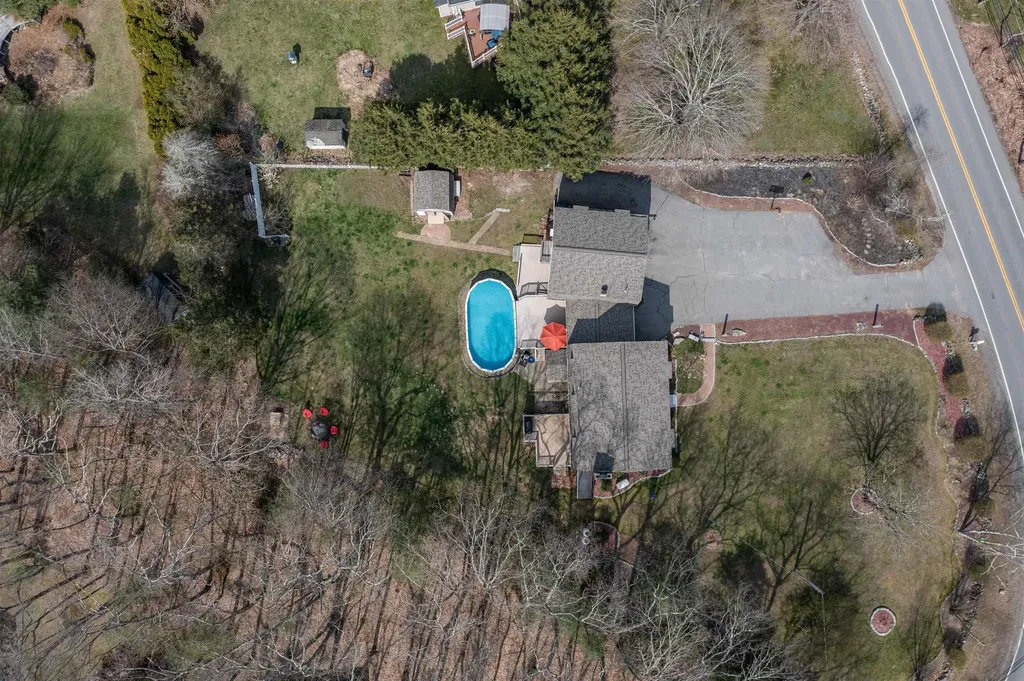 18 Smith Corner Road Plaistow NH 03865