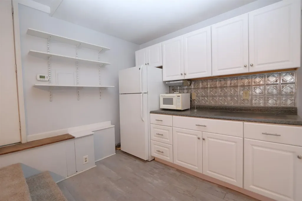 18 Smith Corner Road Plaistow NH 03865