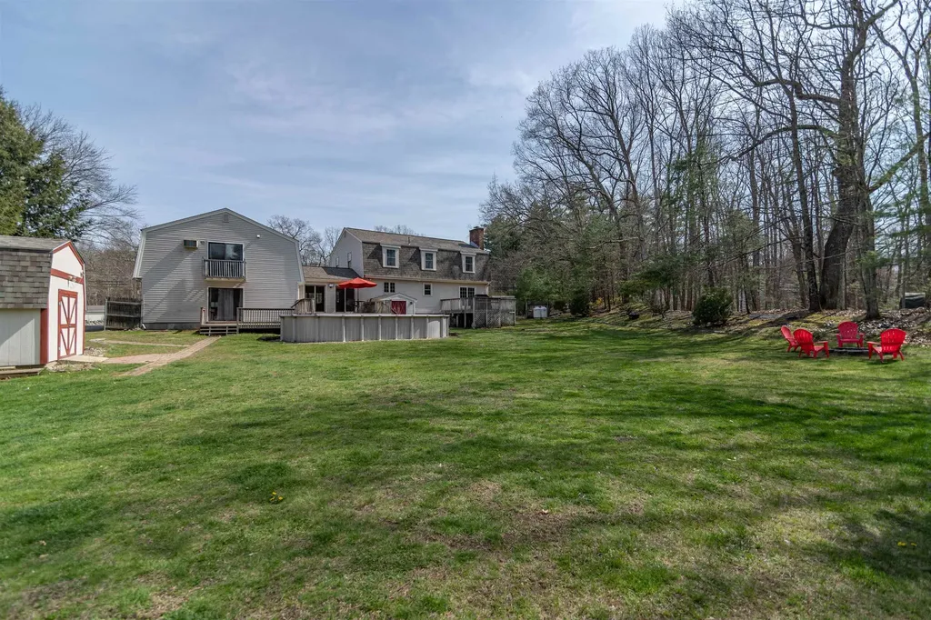 18 Smith Corner Road Plaistow NH 03865