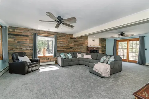 18 Smith Corner Road Plaistow NH 03865