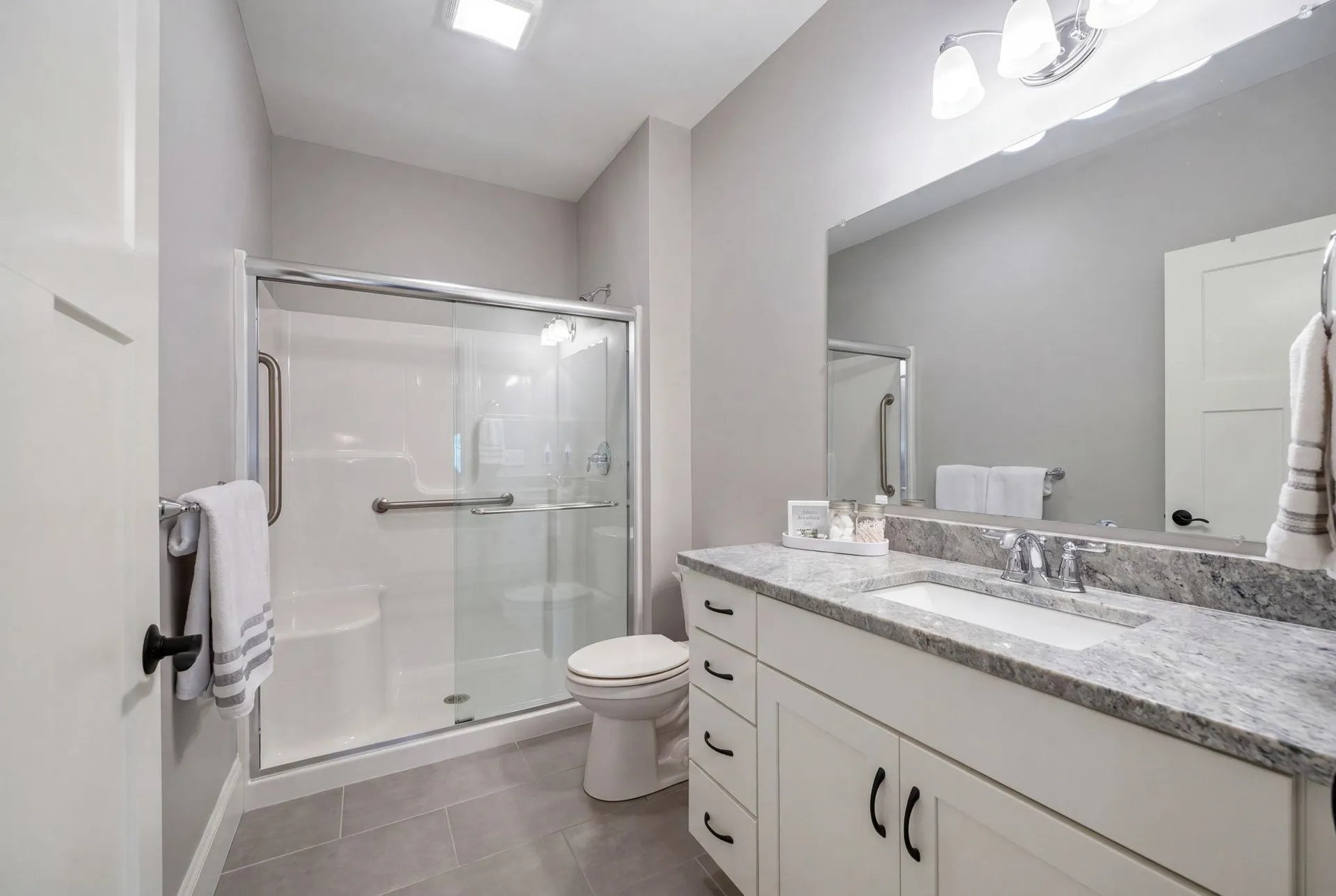 27 Abenaki Circle Merrimack NH 03054