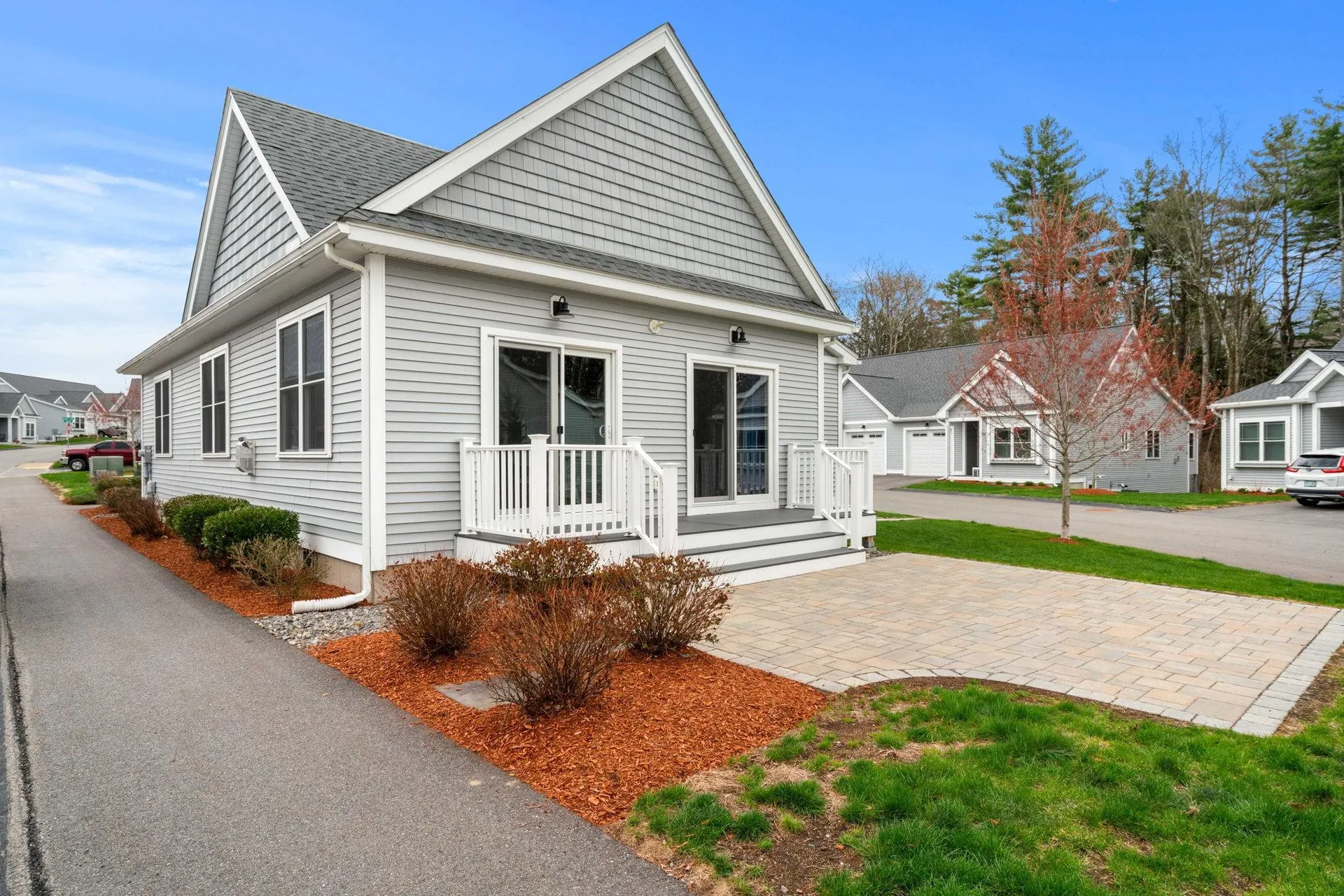 27 Abenaki Circle Merrimack NH 03054