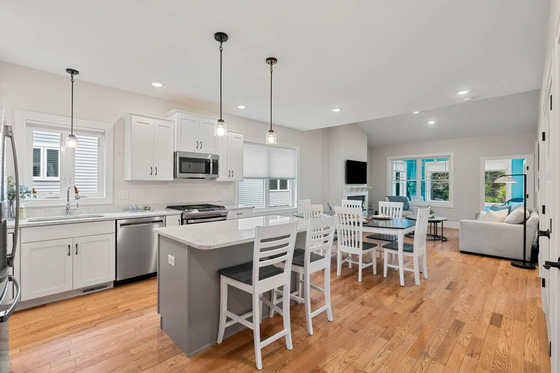 27 Abenaki Circle Merrimack NH 03054