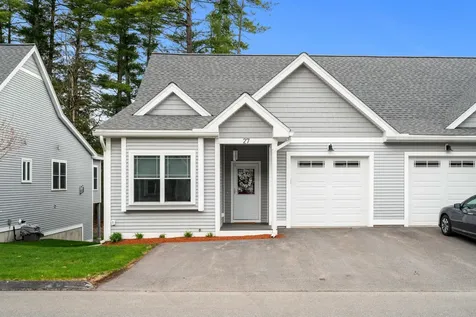 27 Abenaki Circle Merrimack NH 03054