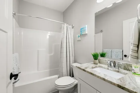 27 Abenaki Circle Merrimack NH 03054