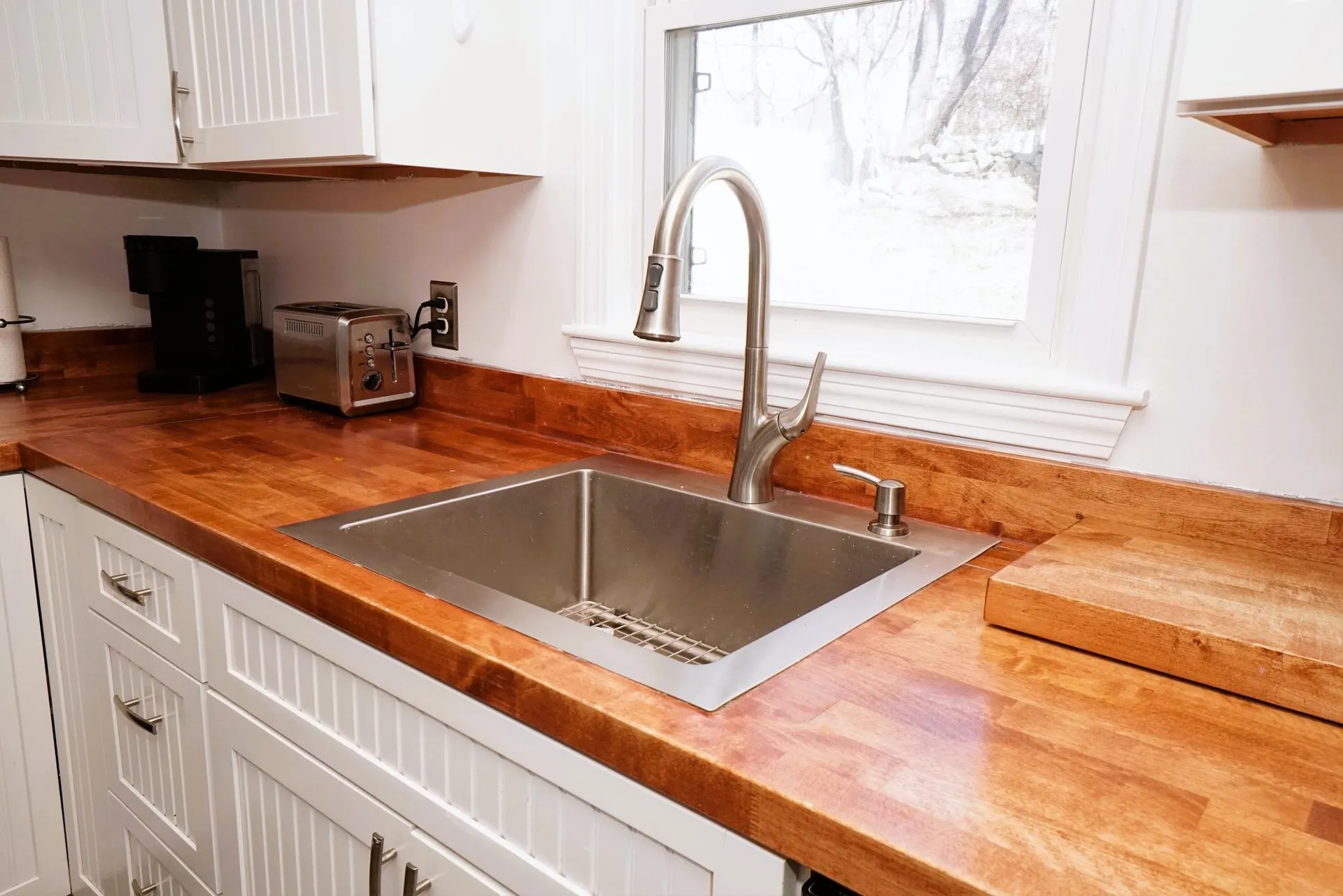 18 Barron Avenue Salem NH 03079
