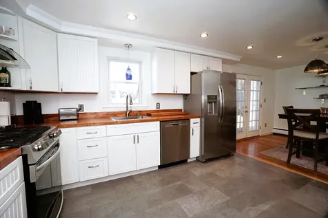 18 Barron Avenue Salem NH 03079