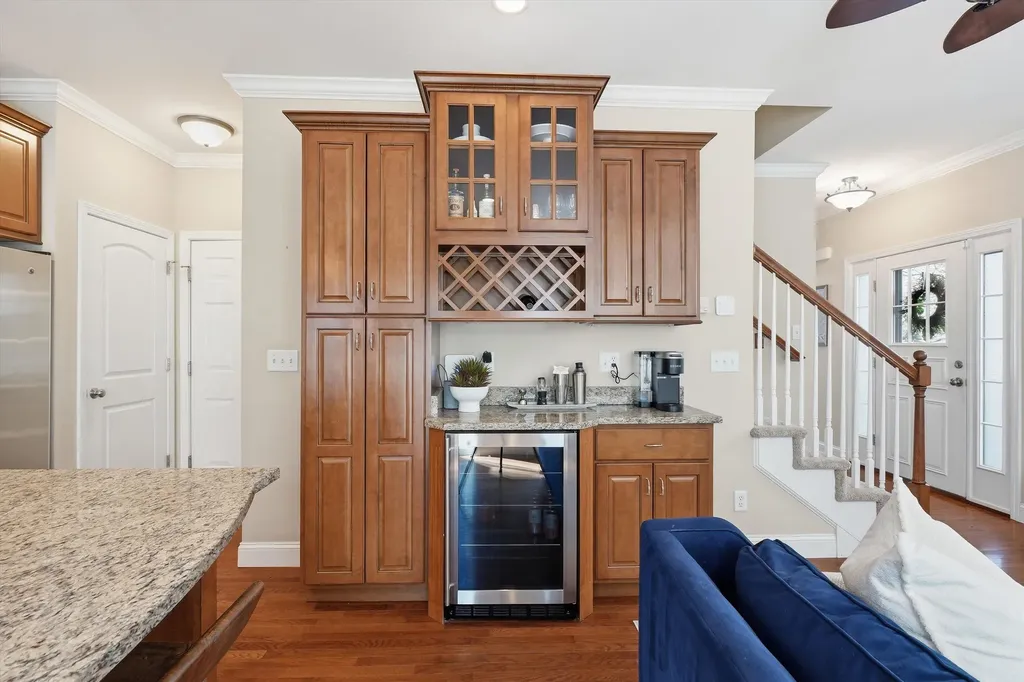 4 Manor Drive Hooksett NH 03106