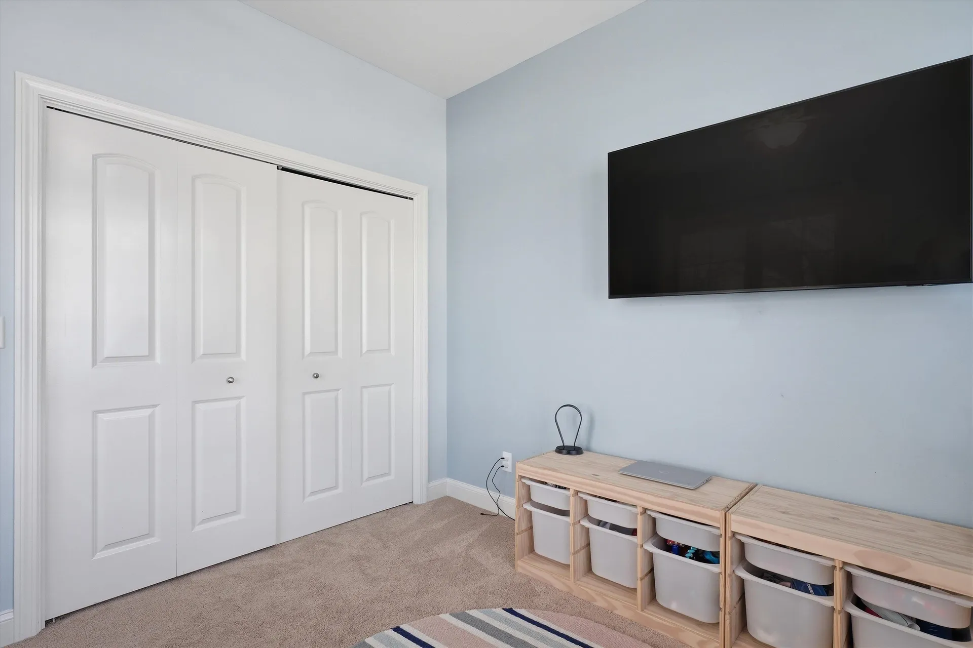 4 Manor Drive Hooksett NH 03106