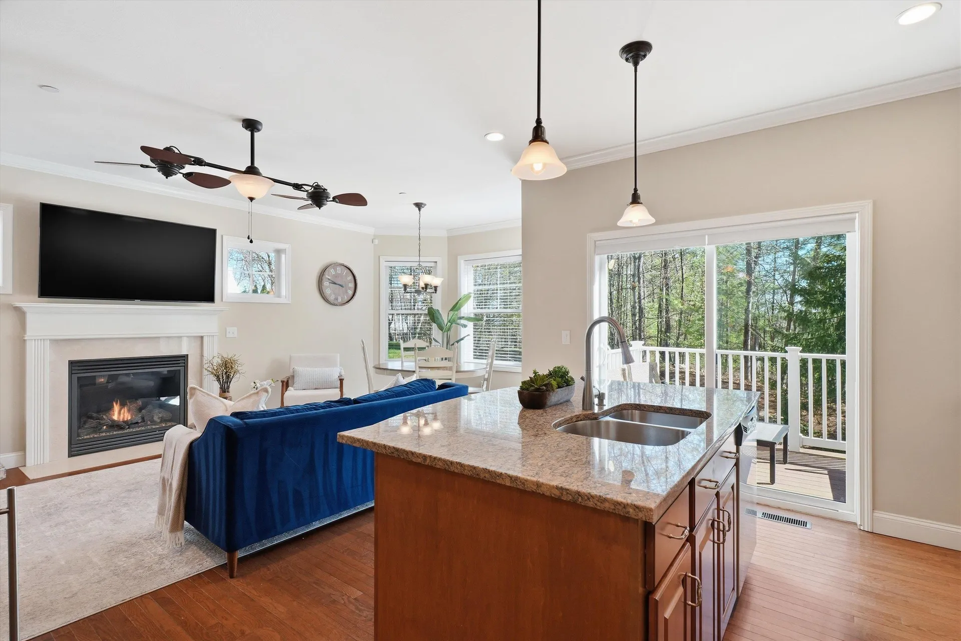 4 Manor Drive Hooksett NH 03106