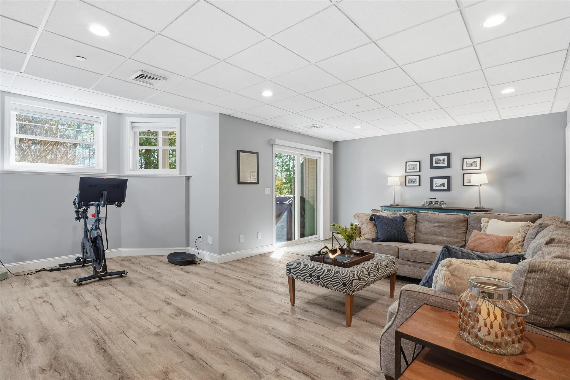 4 Manor Drive Hooksett NH 03106