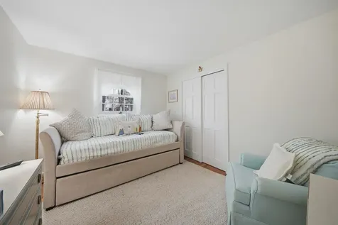 26 Bedard Avenue Derry NH 03038