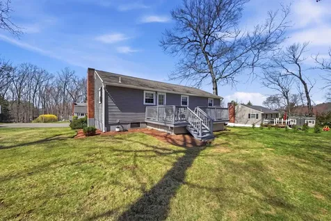 26 Bedard Avenue Derry NH 03038