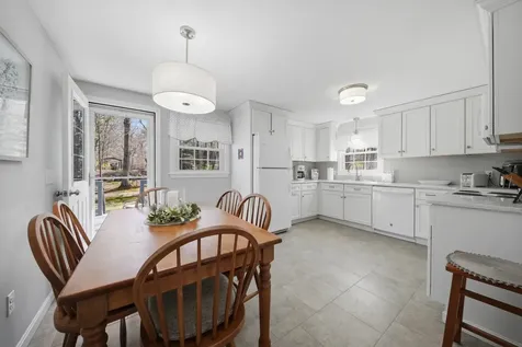 26 Bedard Avenue Derry NH 03038