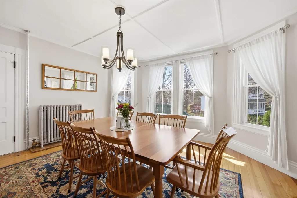 285 Pleasant Street Concord NH 03301