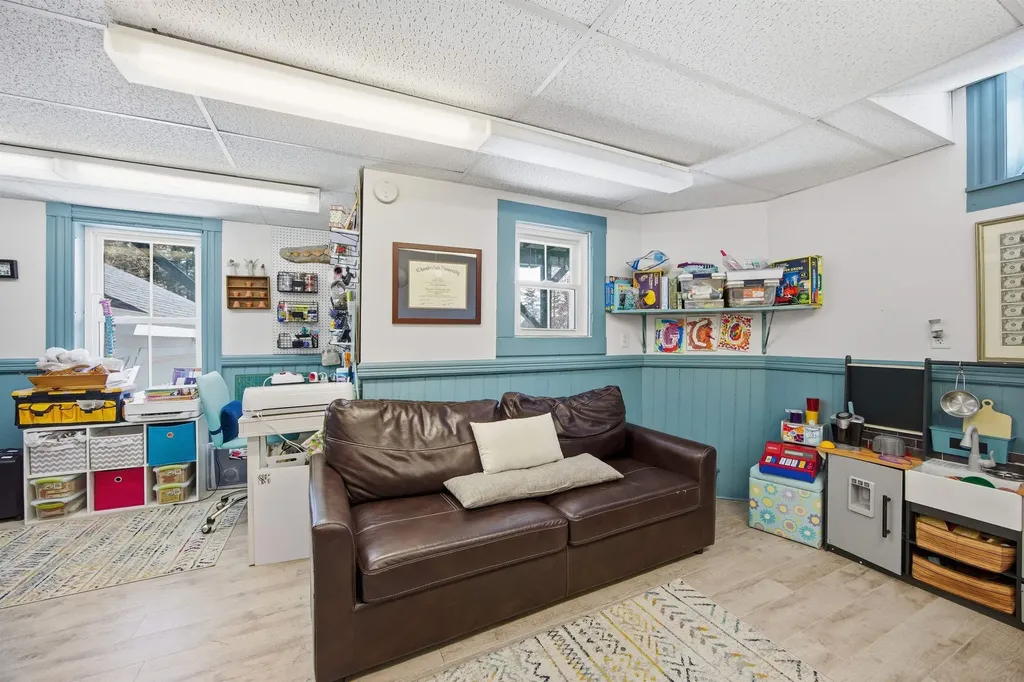285 Pleasant Street Concord NH 03301