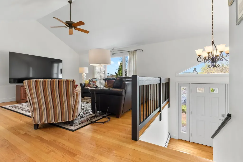 9 Onyx Lane Portsmouth NH 03801