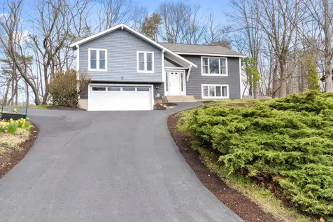 9 Onyx Lane Portsmouth NH 03801