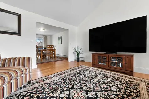 9 Onyx Lane Portsmouth NH 03801