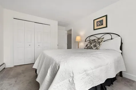 9 Onyx Lane Portsmouth NH 03801