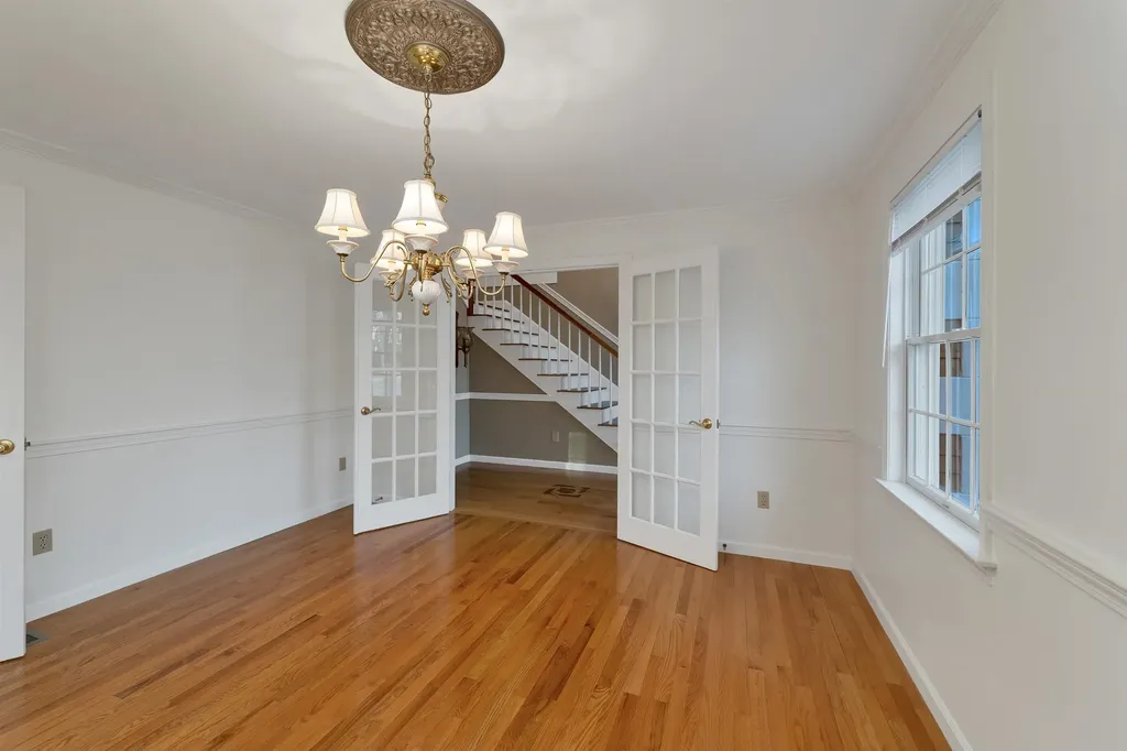 34 Stowecroft Drive Hampton NH 03842