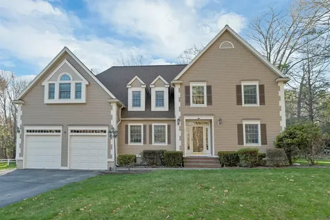 34 Stowecroft Drive Hampton NH 03842