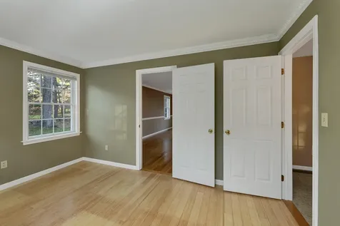 34 Stowecroft Drive Hampton NH 03842