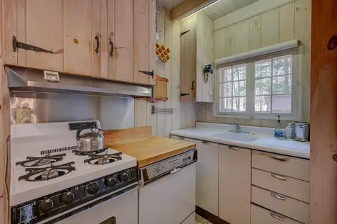 2500 West Side Road Conway NH 03860