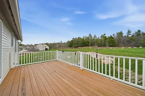 2 Chase Road Fremont NH 03044