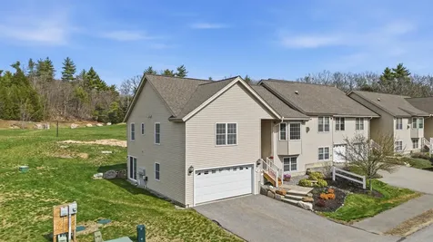 2 Chase Road Fremont NH 03044