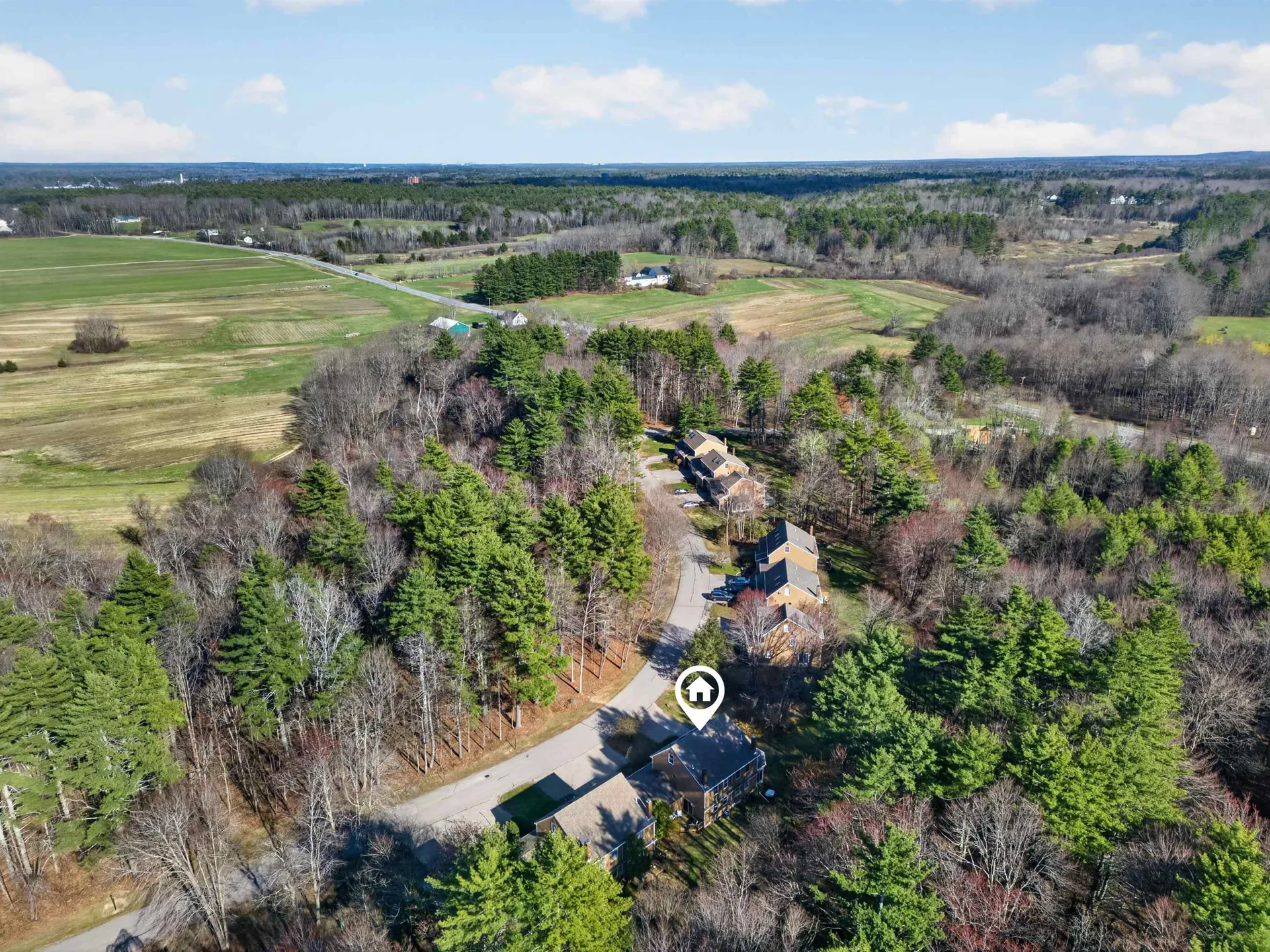 24 Swaan Drive Lee NH 03861
