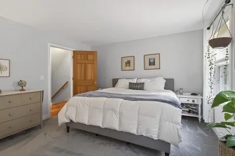 24 Swaan Drive Lee NH 03861