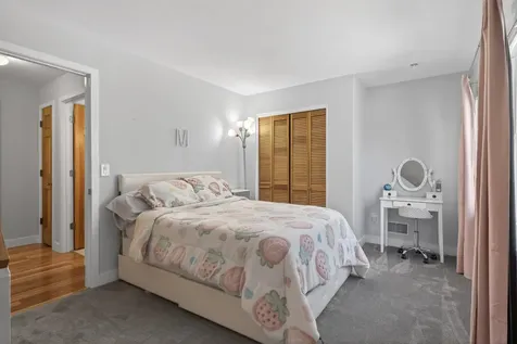 24 Swaan Drive Lee NH 03861