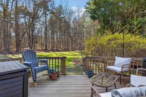 24 Swaan Drive Lee NH 03861