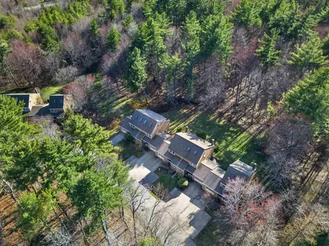 24 Swaan Drive Lee NH 03861