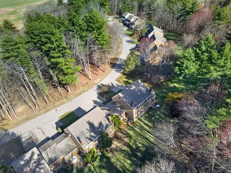 24 Swaan Drive Lee NH 03861