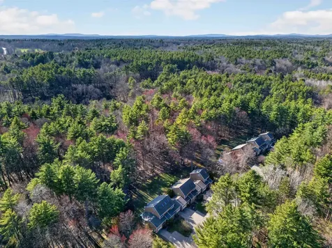 24 Swaan Drive Lee NH 03861