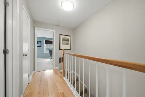 424 Fox Hollow Way Manchester NH 03104