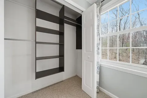 424 Fox Hollow Way Manchester NH 03104