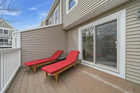 424 Fox Hollow Way Manchester NH 03104