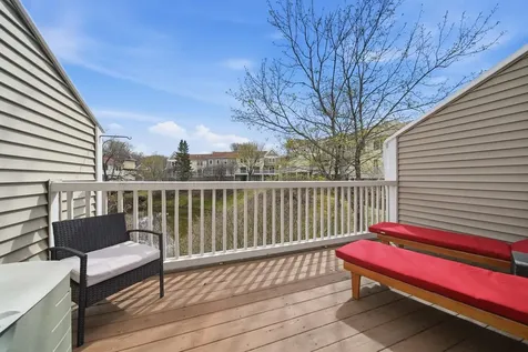 424 Fox Hollow Way Manchester NH 03104
