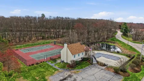 424 Fox Hollow Way Manchester NH 03104